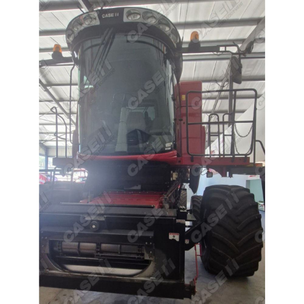 CASE IH 7140 COMBINE WITH HILCO KIT