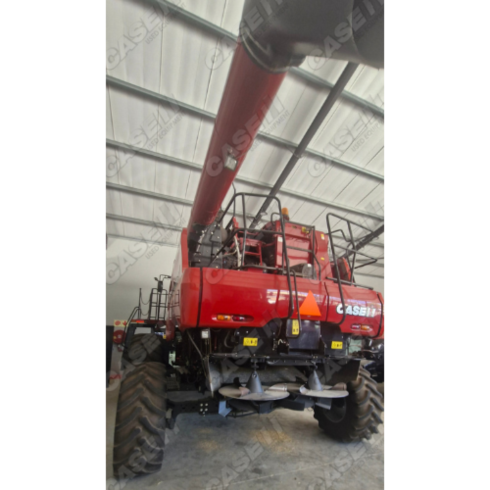 CASE IH 7140 COMBINE WITH HILCO KIT