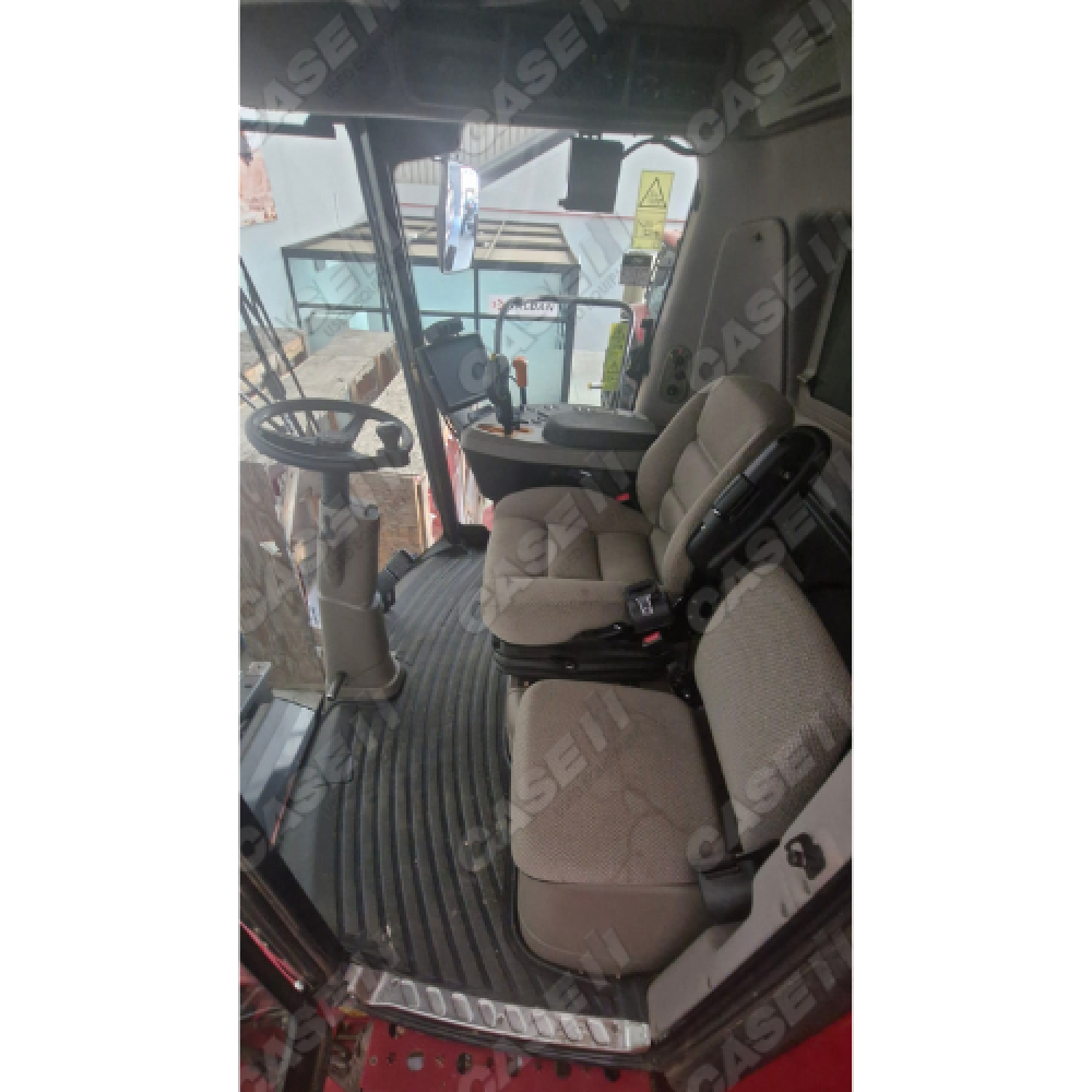 CASE IH 7140 COMBINE WITH HILCO KIT