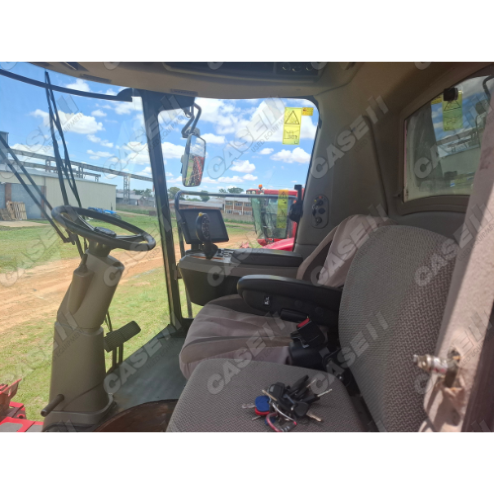 Case IH 8230 Axial-Flow Combine Harvester