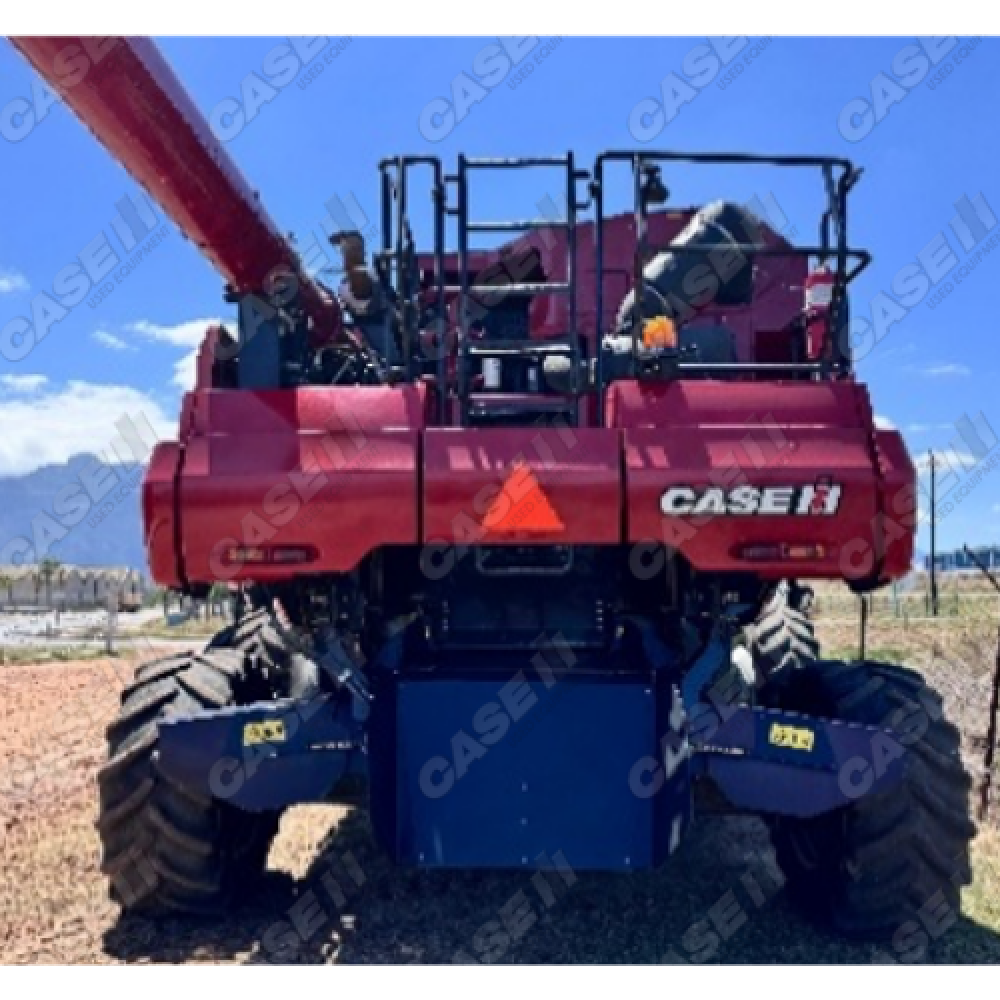CASE IH 8230