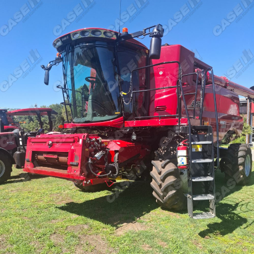 Case IH 8250 Axial-Flow Combine Harvester