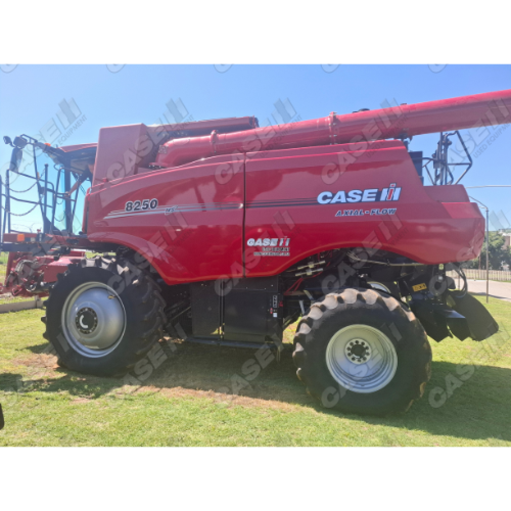 Case IH 8250 Axial-Flow Combine Harvester