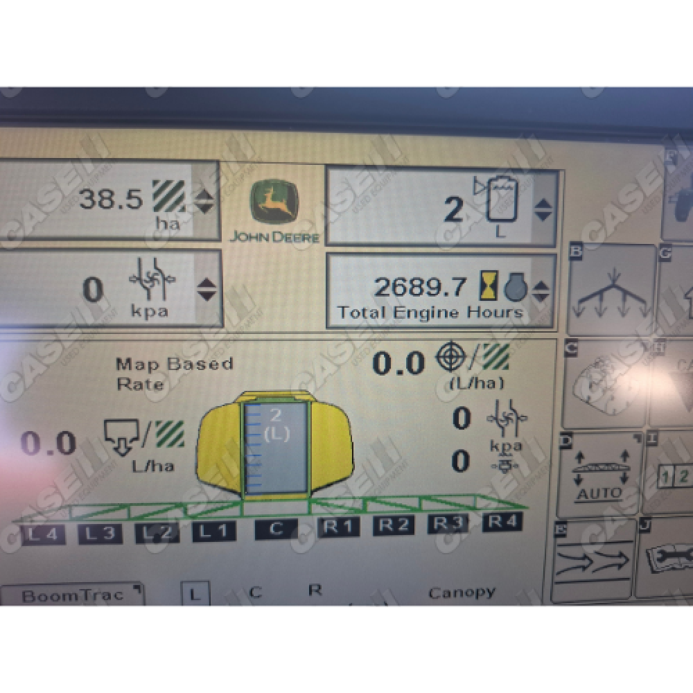 John Deere R4038 Self-Propelled Sprayer