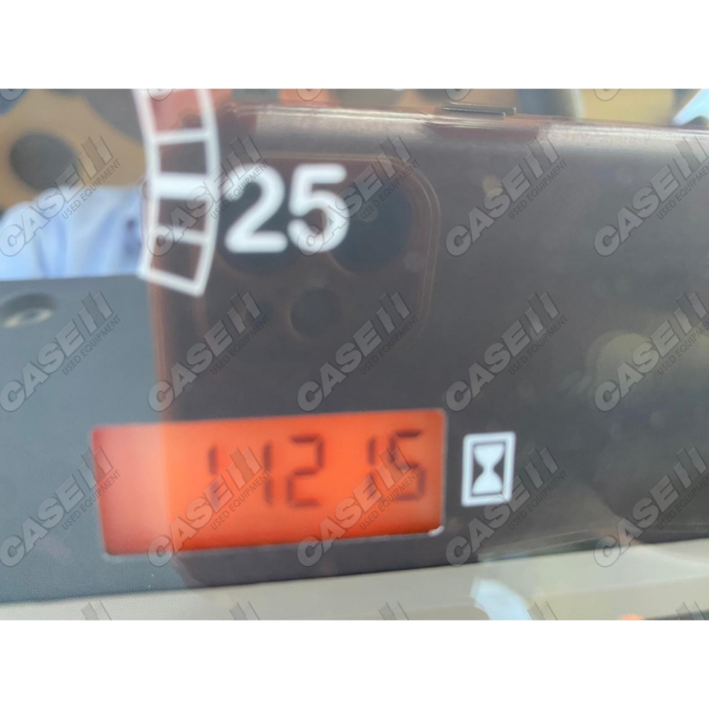 CASE IH FARMALL JX 110 CAB WITH LOADER