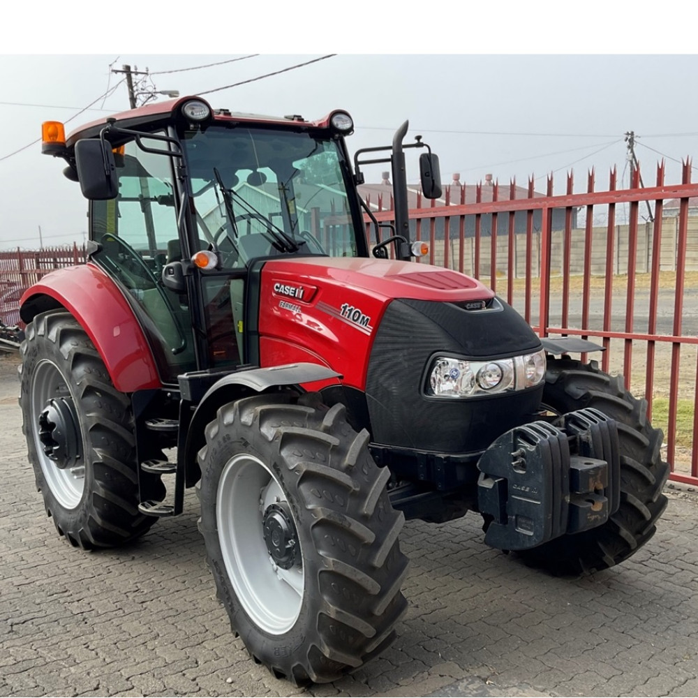 CASE IH Farmall 310M