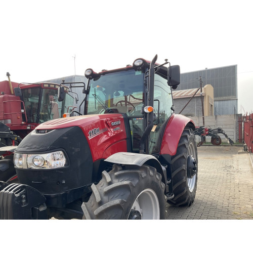 CASE IH Farmall 310M