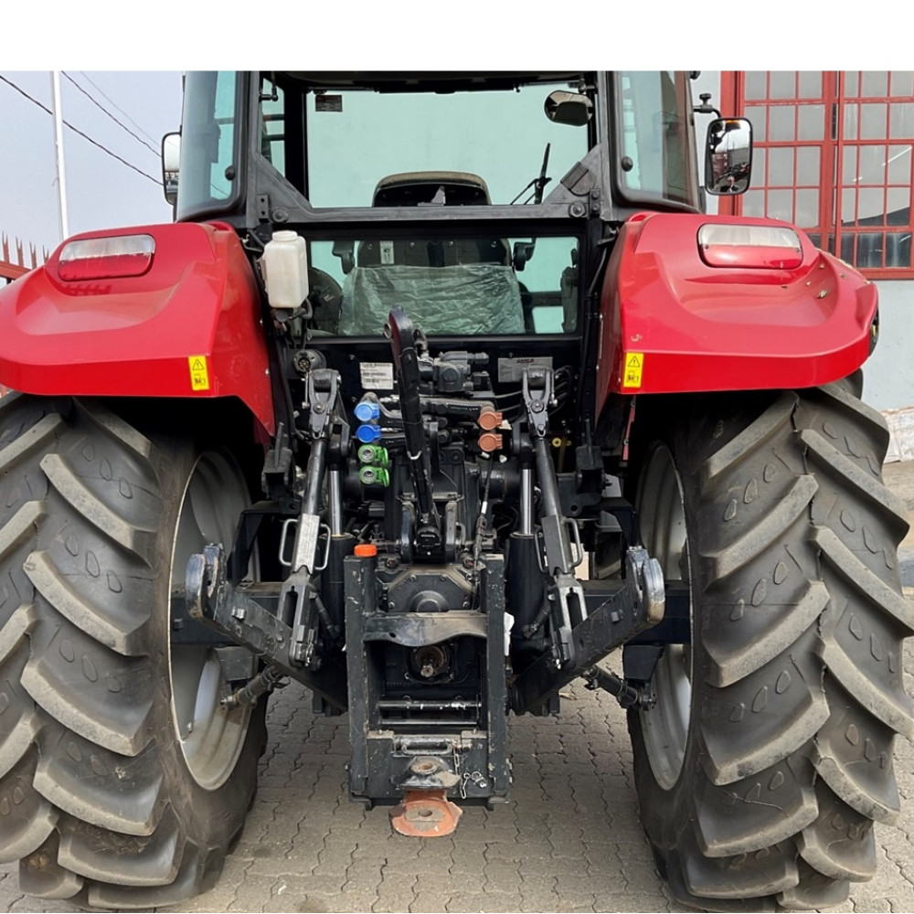 CASE IH Farmall 310M