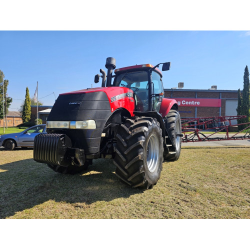 CASE IH Magnum 235