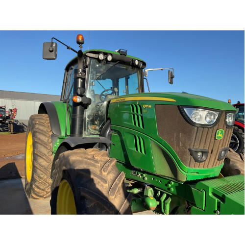 John Deere 6175M