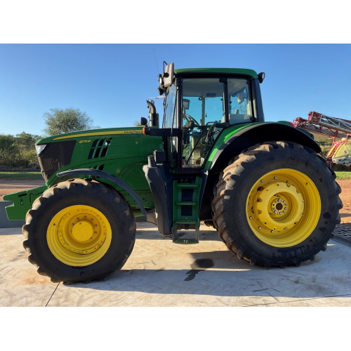 John Deere 6175M