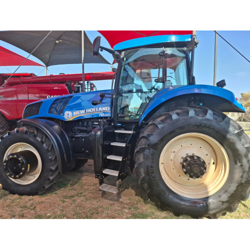 New Holland T8.390